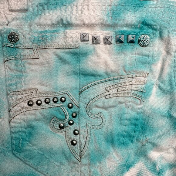 Reworked Rock Revival Liberati Denim Shorts (29) - Picture 7 of 11